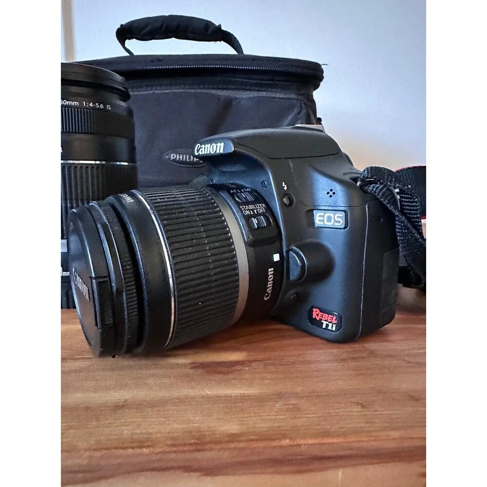 Canon EOS Rebel T1i Bundle – 2 Lenses + Extras